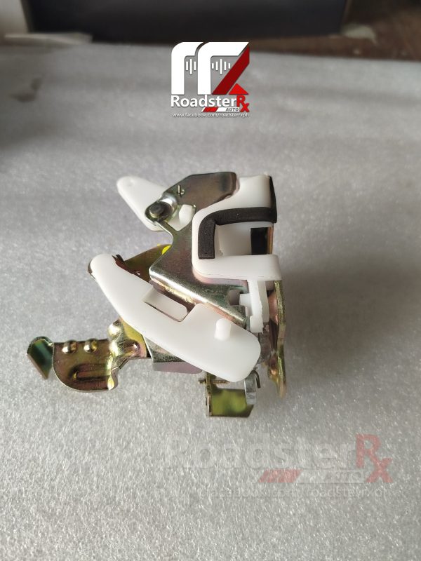 Latch Door Rear Right MB669726 for Mitsubishi Pajero Gen2 - Image 2