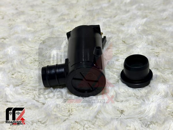 MOTOR,WINDSHIELD WASHER for Pajero Gen2/FM MB358361 - Image 3