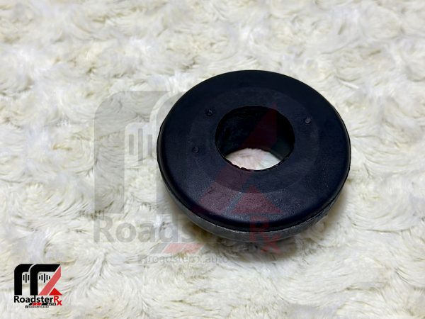 Rear-Trailing Control Arm Bushing  MB809388 - Image 4