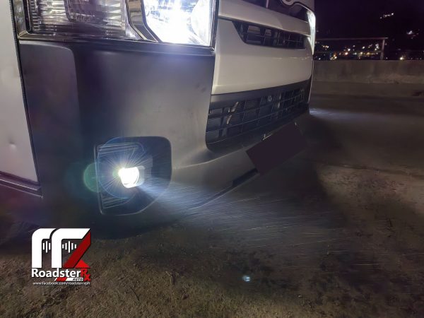 Bi-LED Projector Fog Light for Toyota Hiace 2006 - 2018 with High and Low Beam TRI-COLOR - Image 3